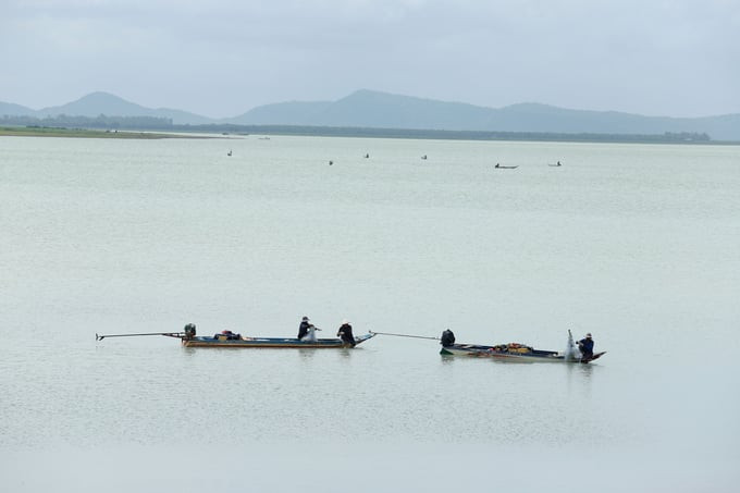 Hồ Dầu Tiếng nằm trên địa phận của 3 tỉnh Tây Ninh, Bình Dương và Bình Phước