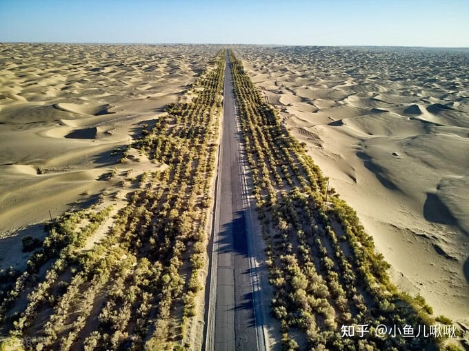 Tuyến cao tốc xuyên sa mạc dài nhất thế giới