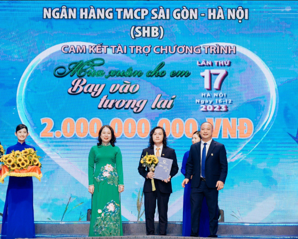 SHB ủng hộ 2 tỷ đồng vào chương trình ‘Mùa xuân cho em’ dịp Tết 2024