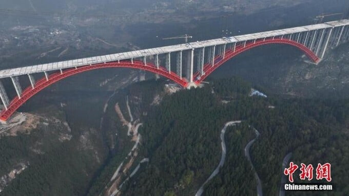 Cầu Song Bảo được tích hợp vào hệ thống cao tốc Du Tương. Ảnh: Chiananews