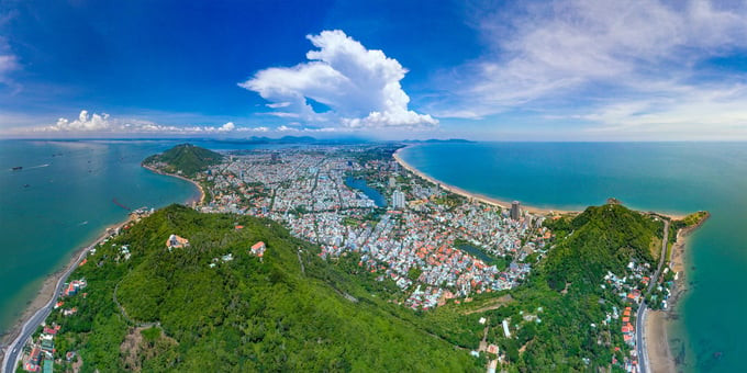 Thành phố biển Vũng Tàu chỉ cách TP HCM khoảng 100km