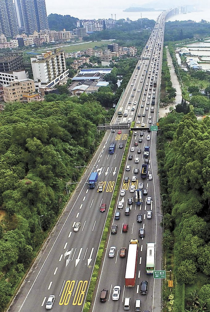 Tuyến cao tốc nối liền những thành phố hiện đại bậc nhất đất nước tỷ dân