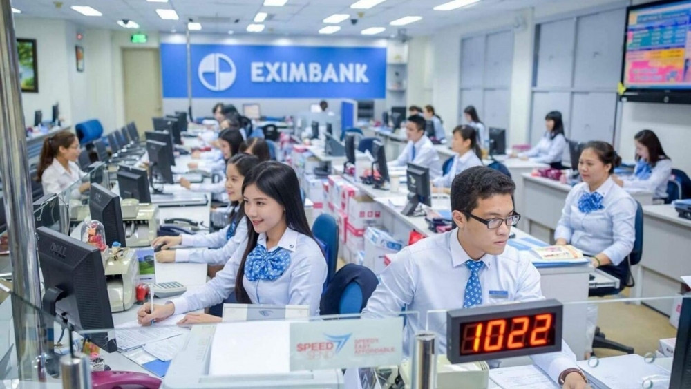 Eximbank bán cổ phiếu quỹ với mức giá cao hơn thị giá 7%