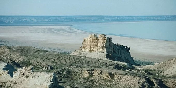Ngày nay, Barsa-Kelmes không còn là hòn đảo mà đã biến thành sa mạc khô cằn