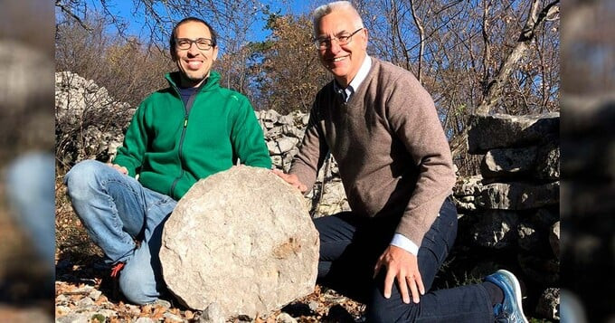 Hòn đá được phát hiện bởi hai chuyên gia của Viện Vật lý thiên văn quốc gia Italy (INAF)