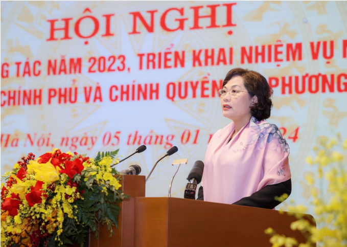 Thống đốc Nguyễn Thị Hồng phát biểu 