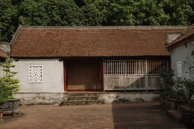 Nơi đây còn giữ nguyên bản nét kiến trúc truyền thống Việt cổ