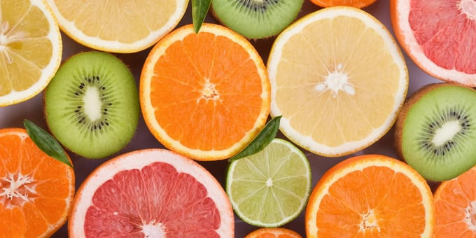 Trái cây giàu vitamin C là lựa chọn tốt để giải rượu