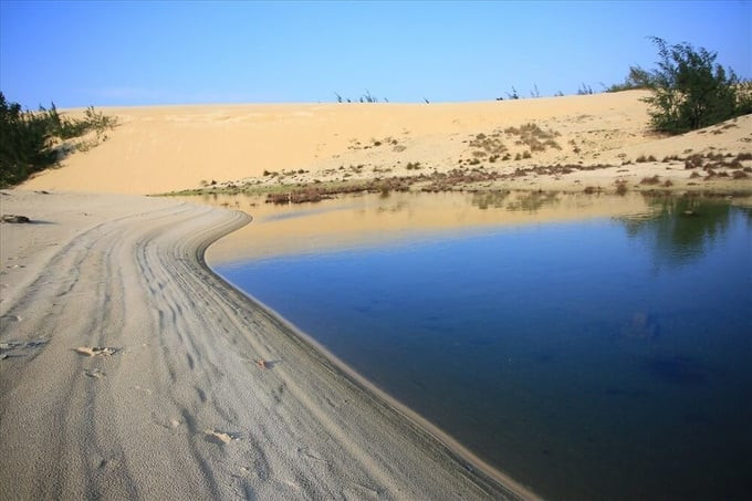 Thời điểm hợp lý để đến du lịch tại hồ Bàu Sen Quảng Bình là vào mùa khô