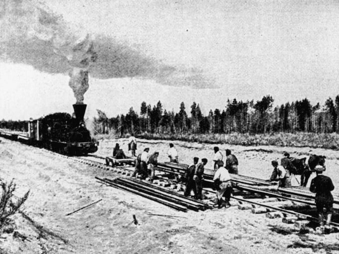 Việc xây dựng tuyến đường sắt đã bắt đầu vào năm 1891