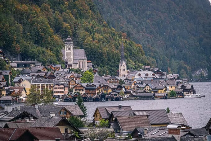 Hallstatt vẫn giữ nguyên vẻ đẹp của mình sau hàng nghìn năm lịch sử