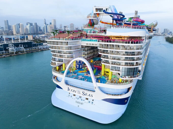 Icon of the Seas là chiếc siêu du thuyền lớn nhất thế giới hiện nay