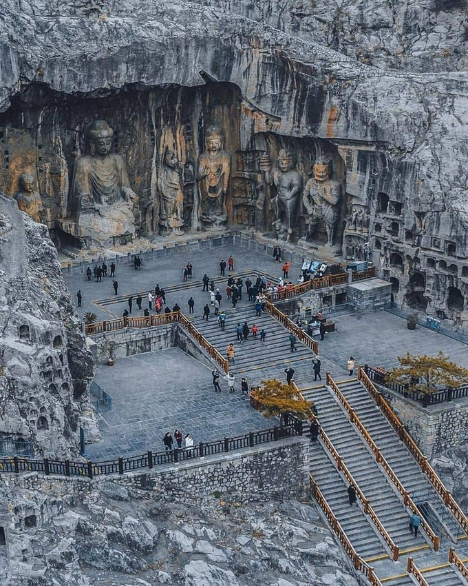 Hang đá Long Môn đã được UNESCO công nhận là di sản thế giới