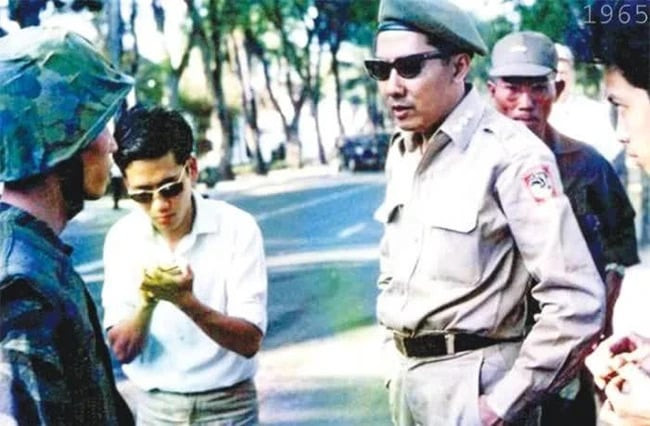 Đại tá Phạm Ngọc Thảo trong bộ quân phục quân đội Sài Gòn