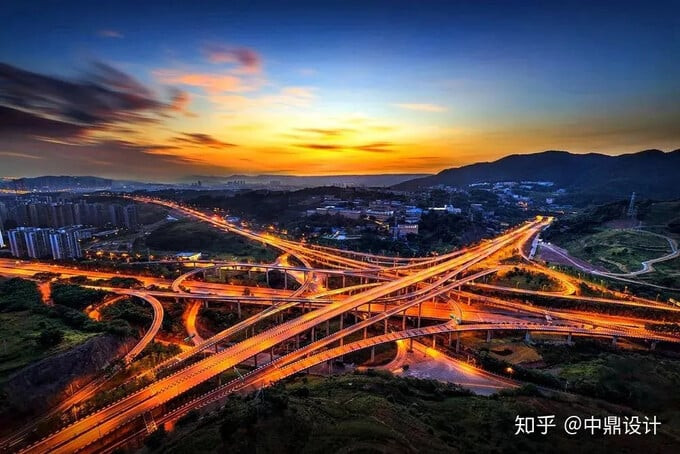 Cầu vượt Huangjewan có 20 làn xe có tổng chiều dài hơn 16km đan xen