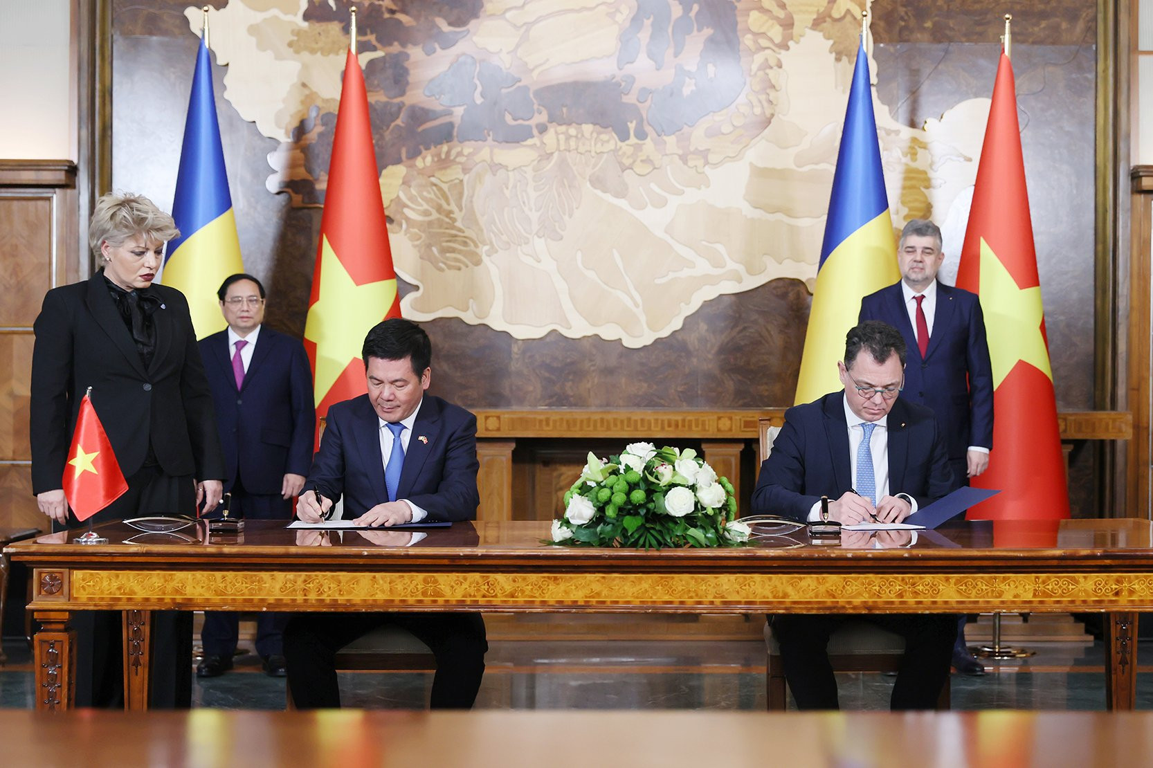 Biến Romania thành cửa ngõ vào châu Âu của Việt Nam- Ảnh 4.