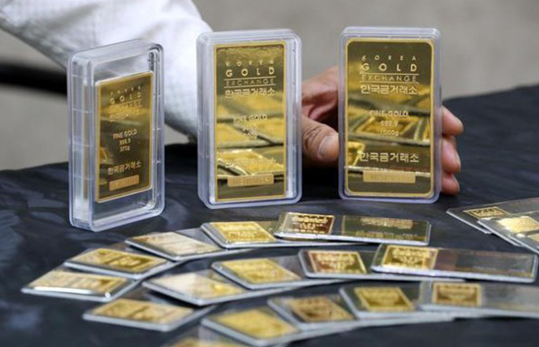 Đồng USD đang trong xu thế tăng, vàng giảm mạnh