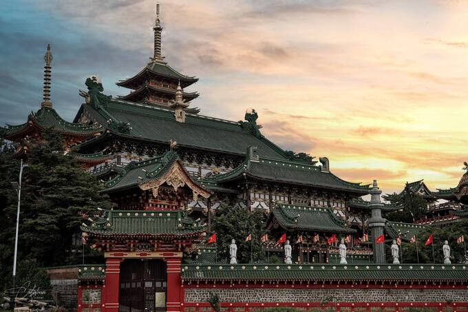 Ngôi chùa mang đặc điểm của kiến trúc Trung Quốc và Nhật Bản