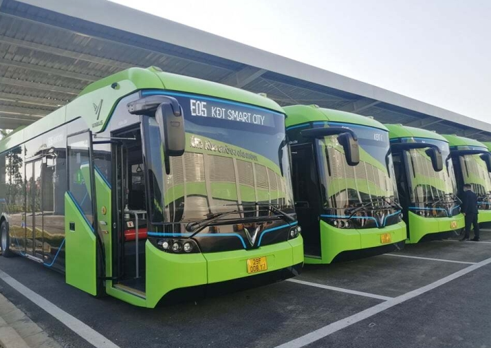 Lộ diện doanh nghiệp vừa trúng gói thầu cung cấp dịch vụ xe buýt ở Hà Nội gần 2.000 tỷ đồng