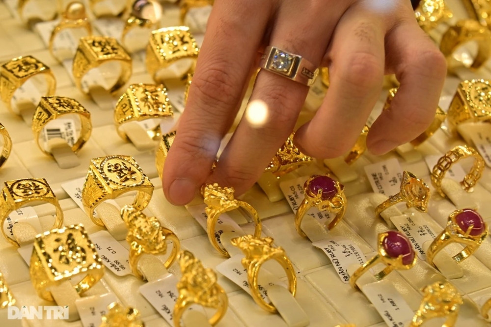GS.TS. Hoàng Văn Cường: “Thương hiệu vàng quốc gia đã hoàn thành sứ mệnh, hãy để vàng là hàng hoá thông thường”