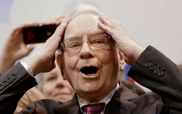 Sai lầm 'ngu ngốc' của Warren Buffett: Ôm cổ suốt 20 năm, bán vội trong 3 tháng, giờ ngậm ngùi khi giá tăng kỷ lục