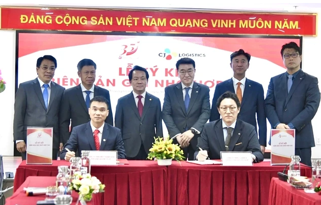 Nhà bán lẻ hàng đầu Việt Nam Saigon Co.op bắt tay 'ông lớn' Hàn Quốc xây dựng hệ sinh thái logictics