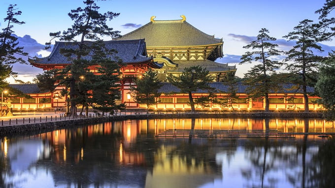 Chùa này được xây dựng vào năm 752 dưới triều đại của hoàng đế Shomu (701-756)
