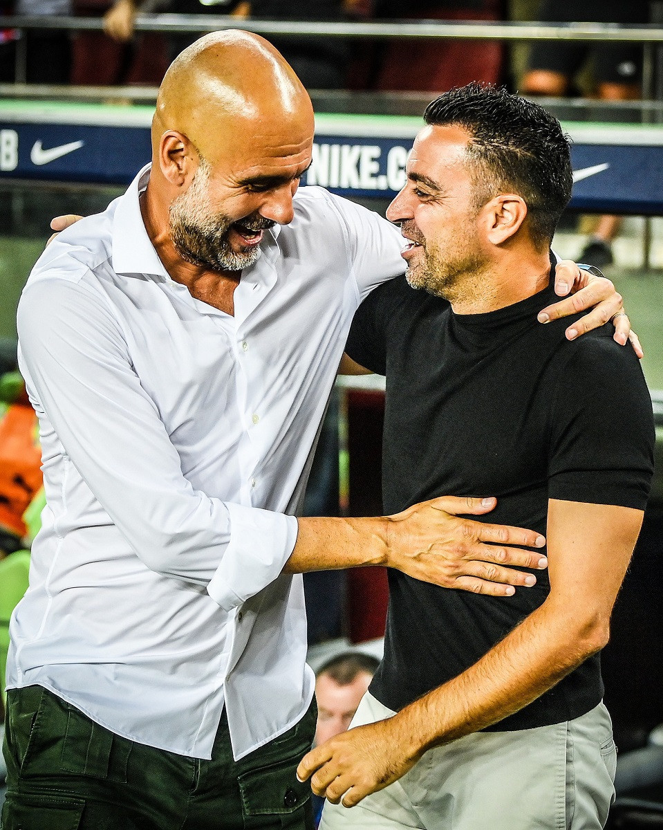 pep guardiola xavi.jpg