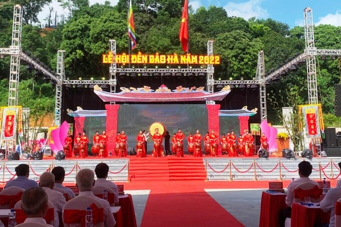 Lễ hội đền ông Hoàng Bảy diễn ra vào ngày 17/7 Âm lịch hàng năm