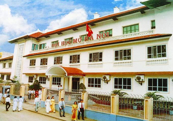 Hình ảnh Trường Đại học Mở Hà Nội (ảnh tư liệu năm 2000)