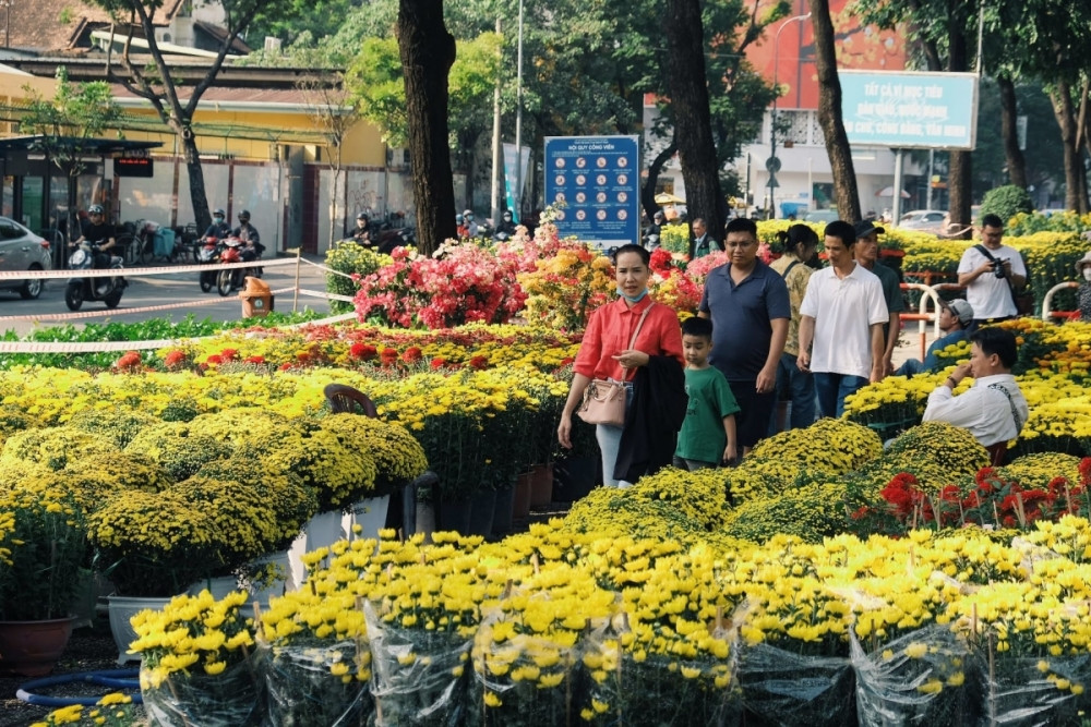 Giao dịch ngân hàng xuyên tết chỉ 'một chạm'