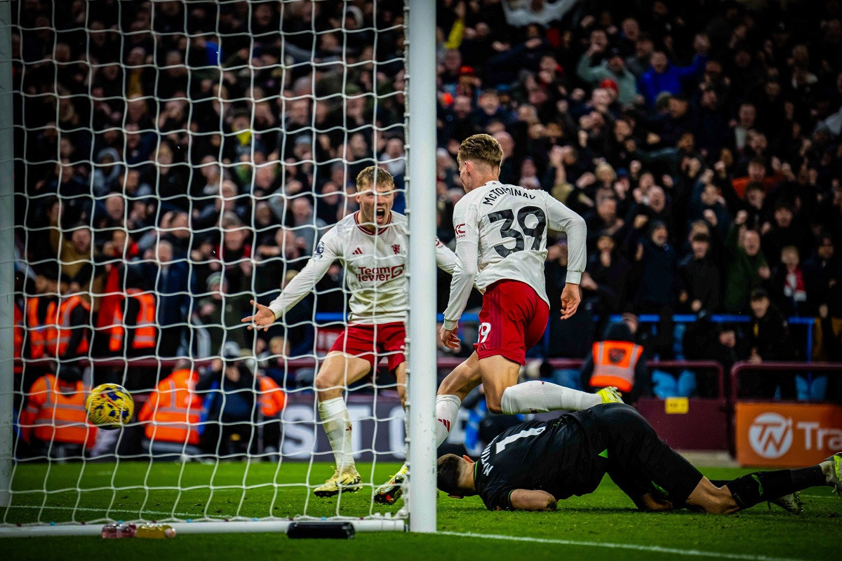 mctominay aston villa 1 2 mu.jpg