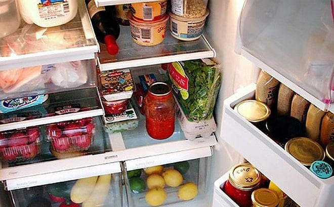 Bảo quản tỏi trong tủ lạnh có thể dẫn đến sự nảy mầm và phát triển của các hợp chất độc hại được gọi là độc tố nấm mốc