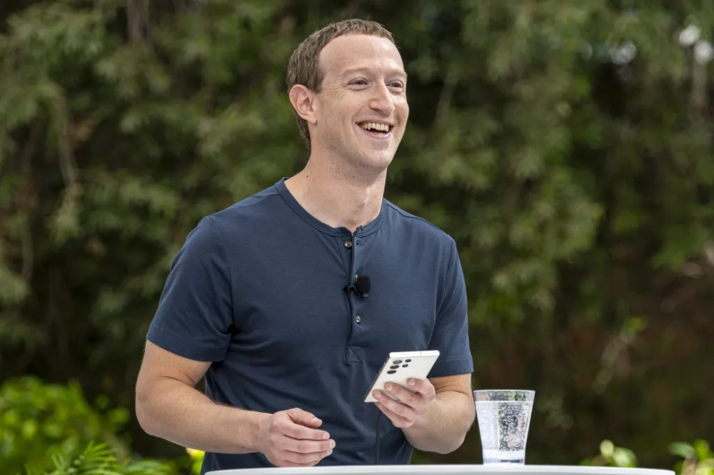 Mark Zuckerberg tiết lộ con gái ông từng nghĩ cha mình là 'người chăn bò', bởi một sở thích khác thường ít ai ngờ tới