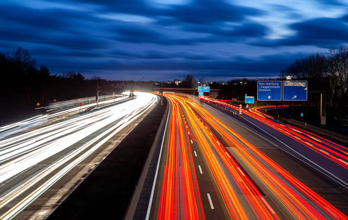Cao tốc Autobahn ở Đức không có trạm thu phí và một số đoạn không giới hạn tốc độ