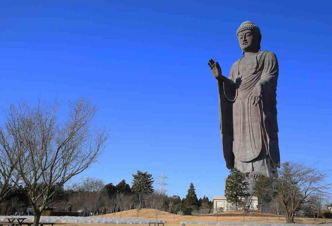 Đ ại Phật Ushiku Daibutsu- bức tượng mang kỷ lục thế giới
