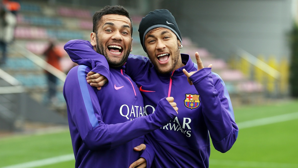 neymar dani alves.jpg