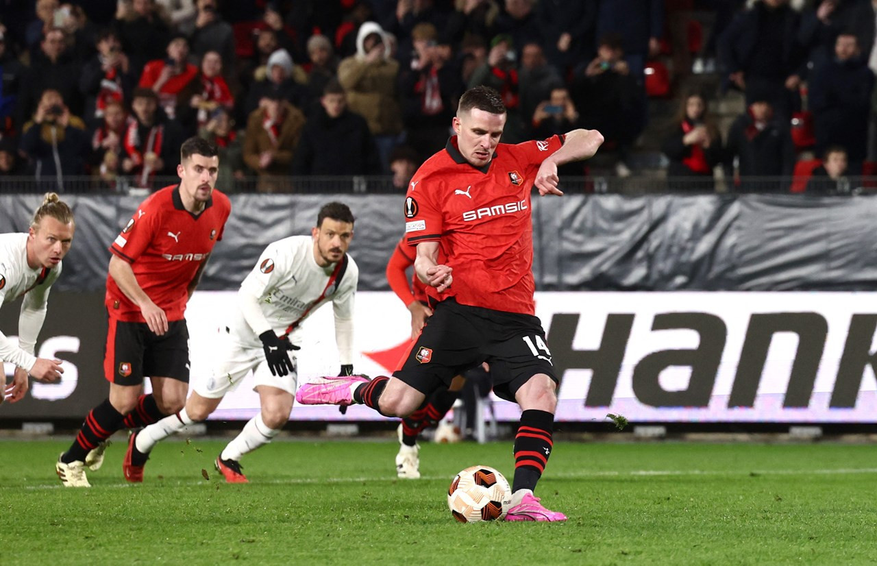 rennes v ac milan 5.jpg