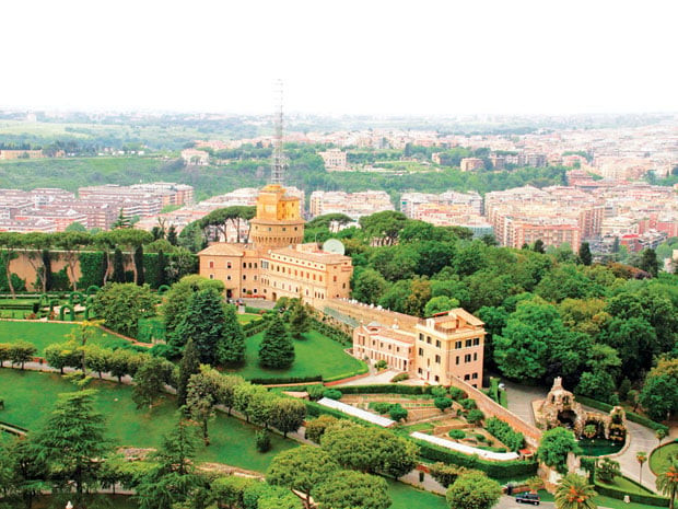 Vatican không chỉ là một nơi hành hương mà còn là địa điểm du lịch nổi tiếng của du khách toàn cầu