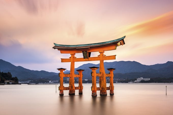 Vẻ ngoài đặc biệt đã khiến đền Itsukushima trở thành một trong những điểm du lịch hấp dẫn nhất ở Nhật Bản