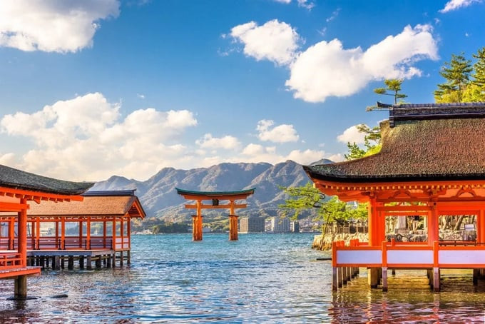 Năm 1996, UNESCO công nhận Thần Xã Itsukushima là Di sản Văn hóa Thế giới