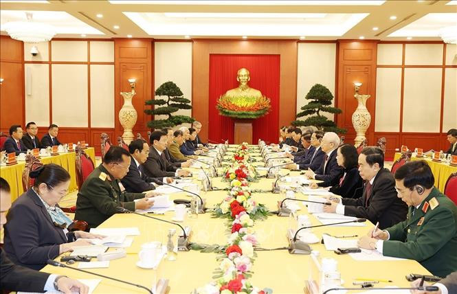Tiếp tục vun đắp và tăng cường quan hệ đoàn kết đặc biệt Việt Nam - Lào- Ảnh 2.