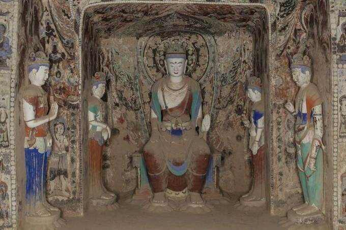 Hang đá Mạc Cao là nơi tập trung tinh hoa của nghệ thuật chạm khắc đá Phật giáo
