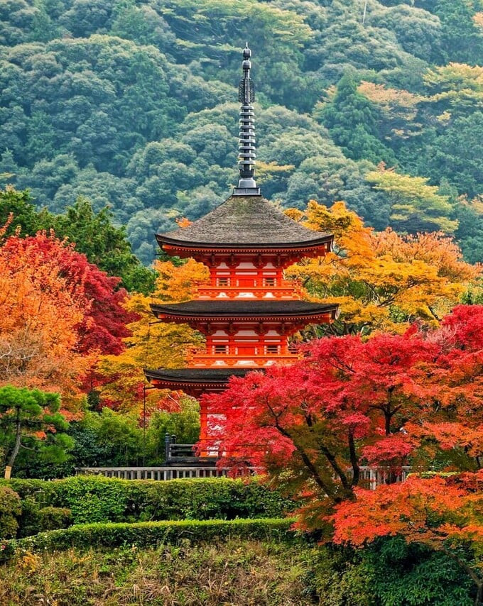 Chùa Kiyomizu là một phần của di sản văn hóa của cố đô Kyoto, được UNESCO công nhận từ năm 1994