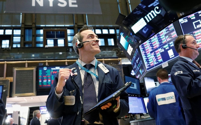 Thị trường chứng khoán Mỹ lập đỉnh sau báo cáo lạm phát