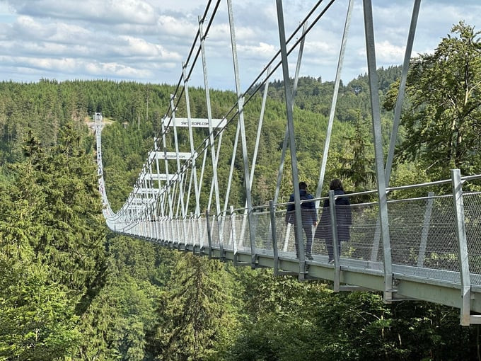 Cây cầu là kiến trúc độc đáo của nước Đức
