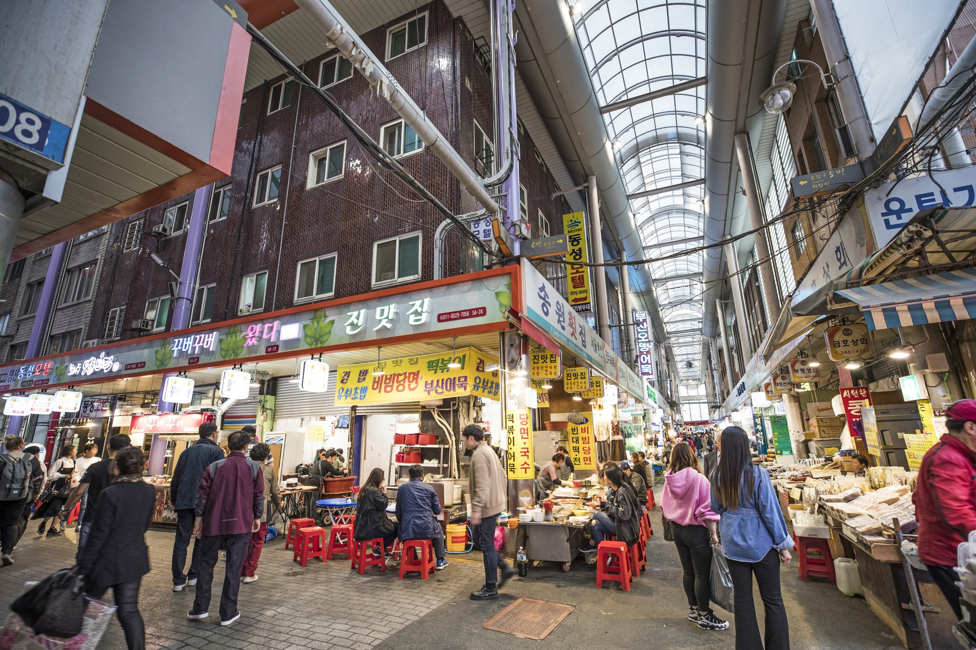 Chợ đêm Busan Bupyeong Kkangtong