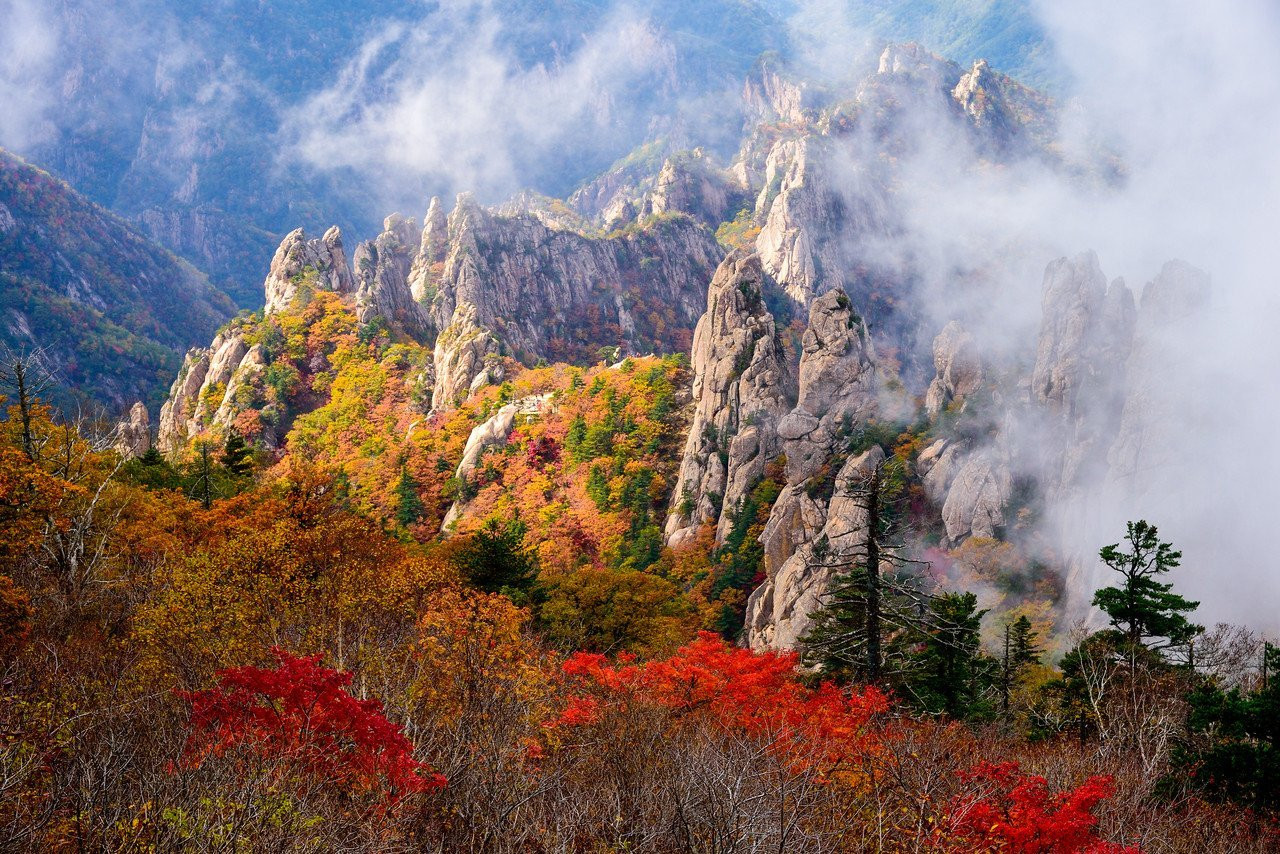 Núi Seoraksan vào mùa thu