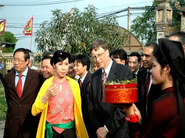 Tỷ phú Bill Gates trở lại Việt Nam sau 18 năm, lựa chọn Hội An, Đà Nẵng là điểm dừng chân 11