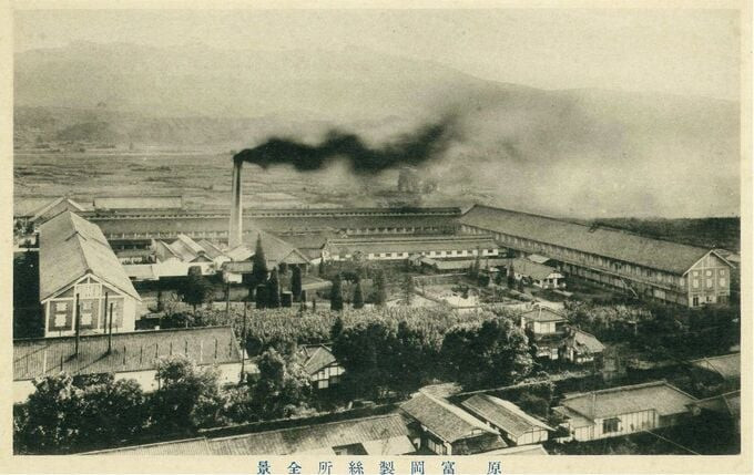 Nhà máy dệt lụa Tomioka được xem là một trong những cơ sở sản xuất lụa lớn nhất của thời kỳ đó